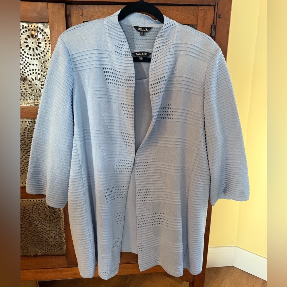 Misook Women's Light Blue Textured Cardigan and Tank Twinset, 0X